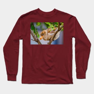 Happy Cute Bird & Breadcrumb Photograph Long Sleeve T-Shirt